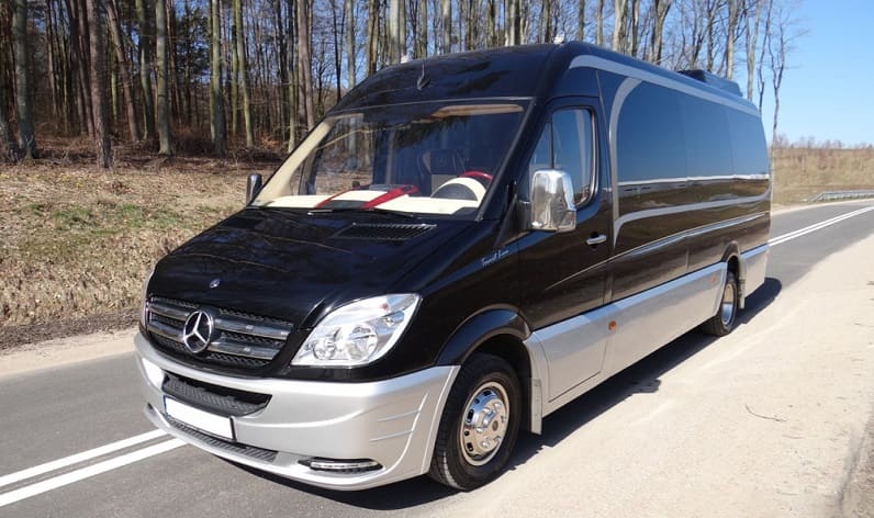 Tyrol: Bus reservation in Lienz in Lienz and Austria